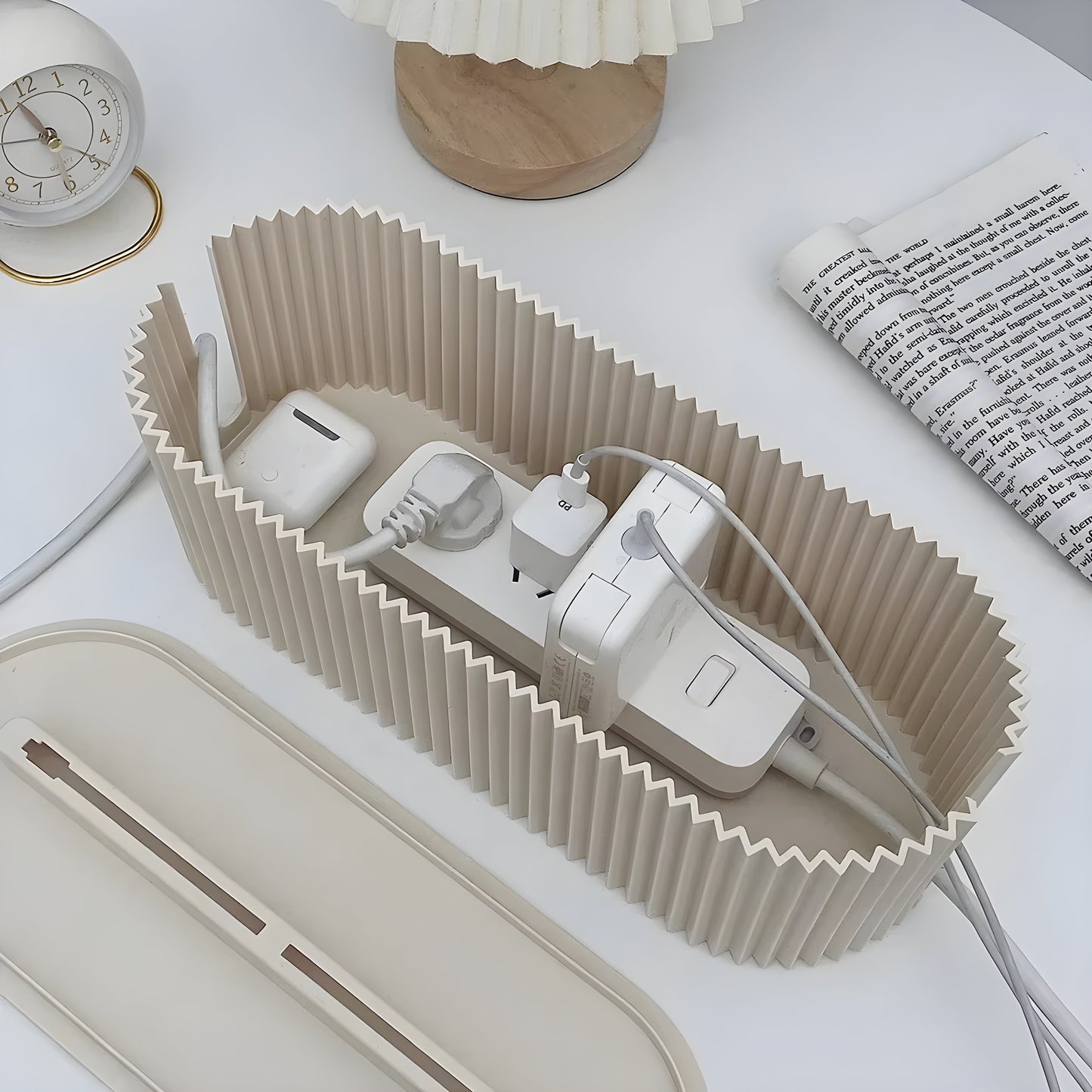 HideWire | Kabelbox für einen aufgeräumten Schreibtisch ohne Kabelsalat