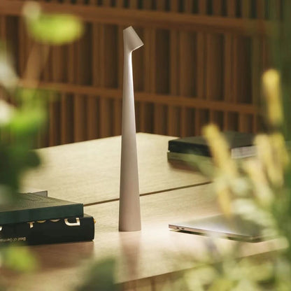 Lumera – Wiederaufladbare LED-Tischlampe mit warmem Licht