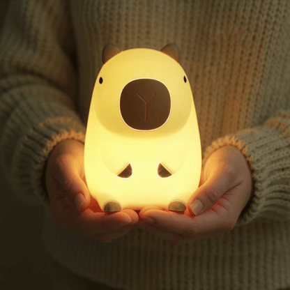 CapyGlow Nachtlampe | Beruhigendes LED-Licht für süße Träume